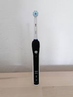 Oral B elektrische Zahnbürste