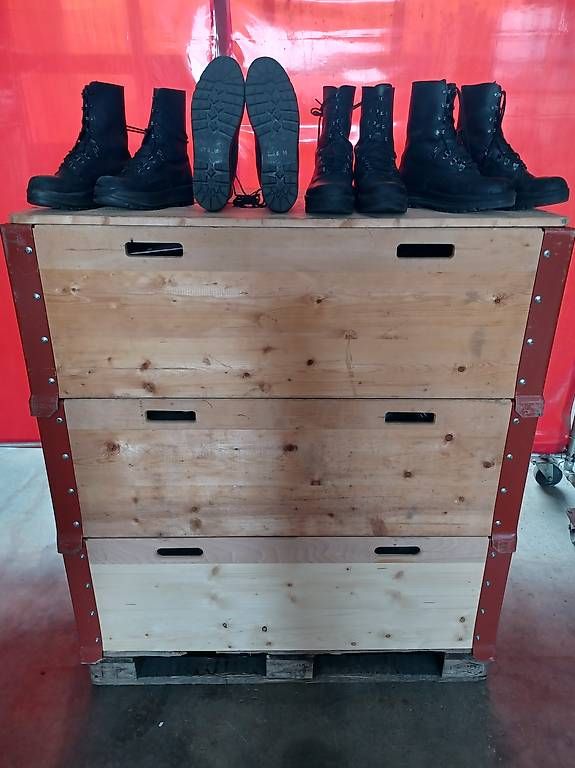 Schweizer Armee Herrenschuhe: Militär Kampfstiefel Leder – Gebraucht aus kägiswil von Waltiming1968 2