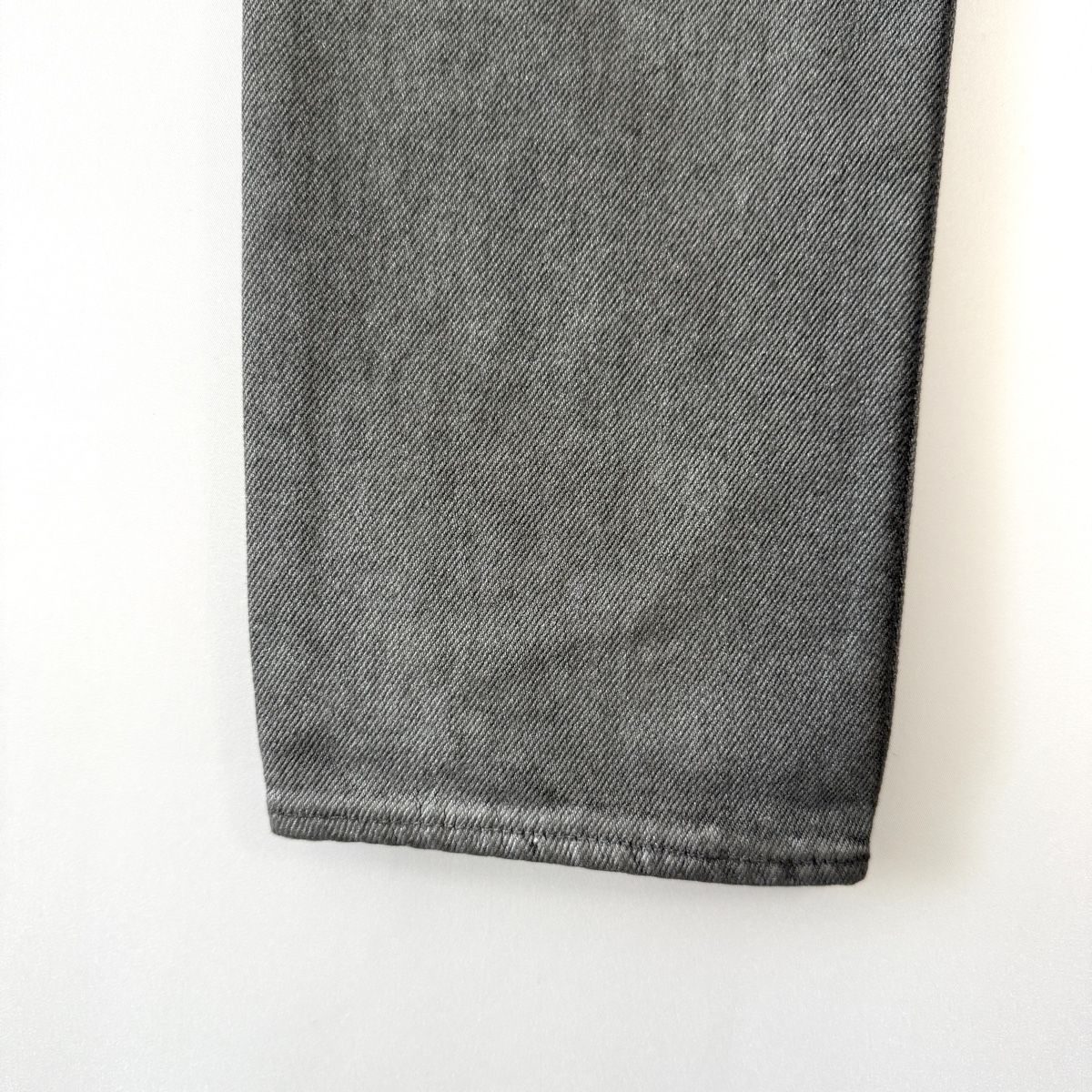 Golden Goose Jeans: GOLDEN GOOSE Silver Jeans – Nuovo (secondo la descrizione) da Emmen venduto da Nightingale_2022 4