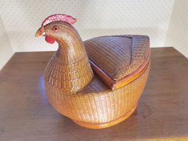 Grosses geflochtenes Huhn ca. 26 cm - Shanghai Wicker Hen
