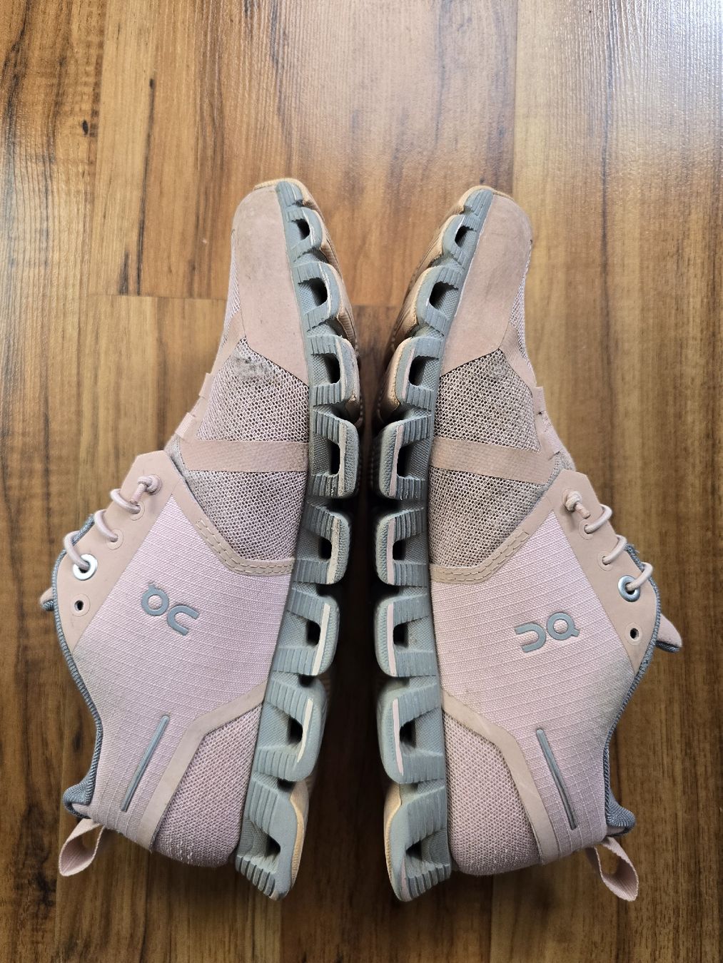 Scarpe da donna: on cloud Schuhe Gr. 38 – Usato da Leissigen venduto da No-Da 2