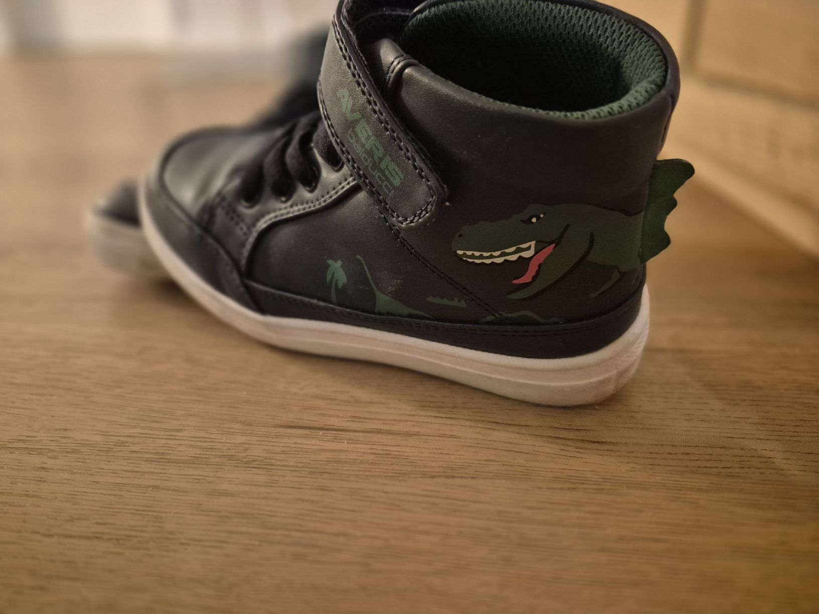 Scarpe per ragazzi: Dino Averis Baldacci Kinder Winter Schuhe Gr. 29 – Usato da Stettlen venduto da sunneschindli 2