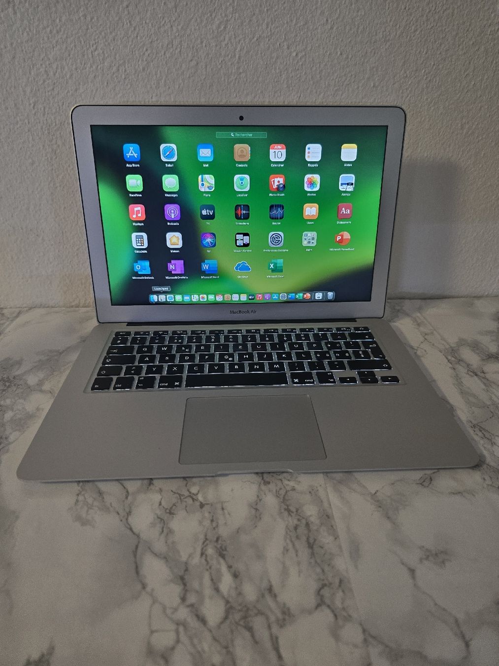 Apple Notebook: MacBook Air i5 | 4Go RAM | SSD 121Go – Usato da Renens VD venduto da MTD2211 1
