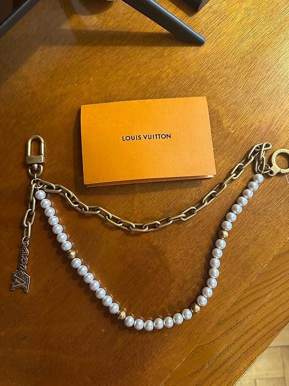 Gürtel: Louis Vuitton "Chain Belt Pearls"  – Gebraucht aus Genève von gae_5vrx
