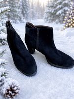 👢 Brunate Wildleder-Stiefeletten – Gr. 39 👢NEU