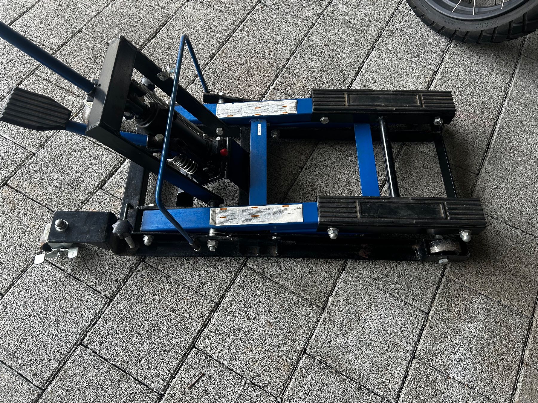 Hebebühnen: Motorrad Lift – Gebraucht aus Tegerfelden von Leon7800 1