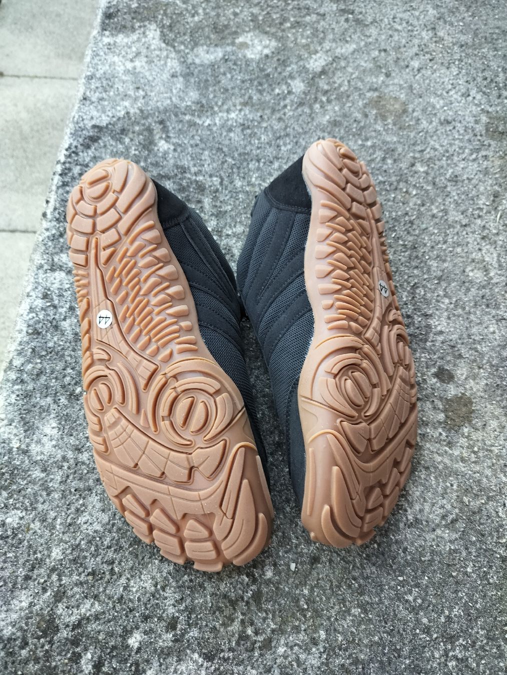 Scarpe da uomo: AONETIGER Barfussschuhe – Nuovo e nell'imballaggio originale da Weinfelden venduto da fworacer 2