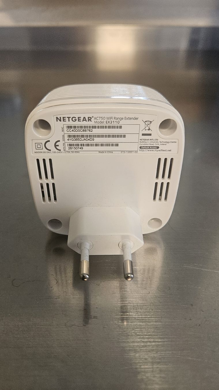 Netgear Wlan: NETGEAR AC750 WLAN Range Extender (Modell EX3110) – Gebraucht aus Bülach von giiger 1