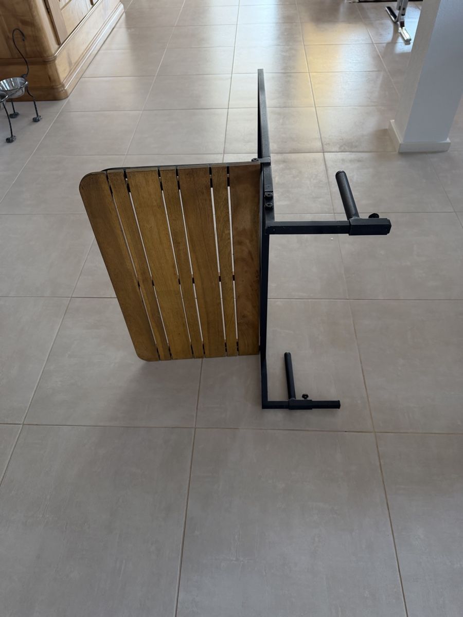Tables: Balkongeländer Tisch. – D'occasion à Utzenstorf par Faustinok01 1