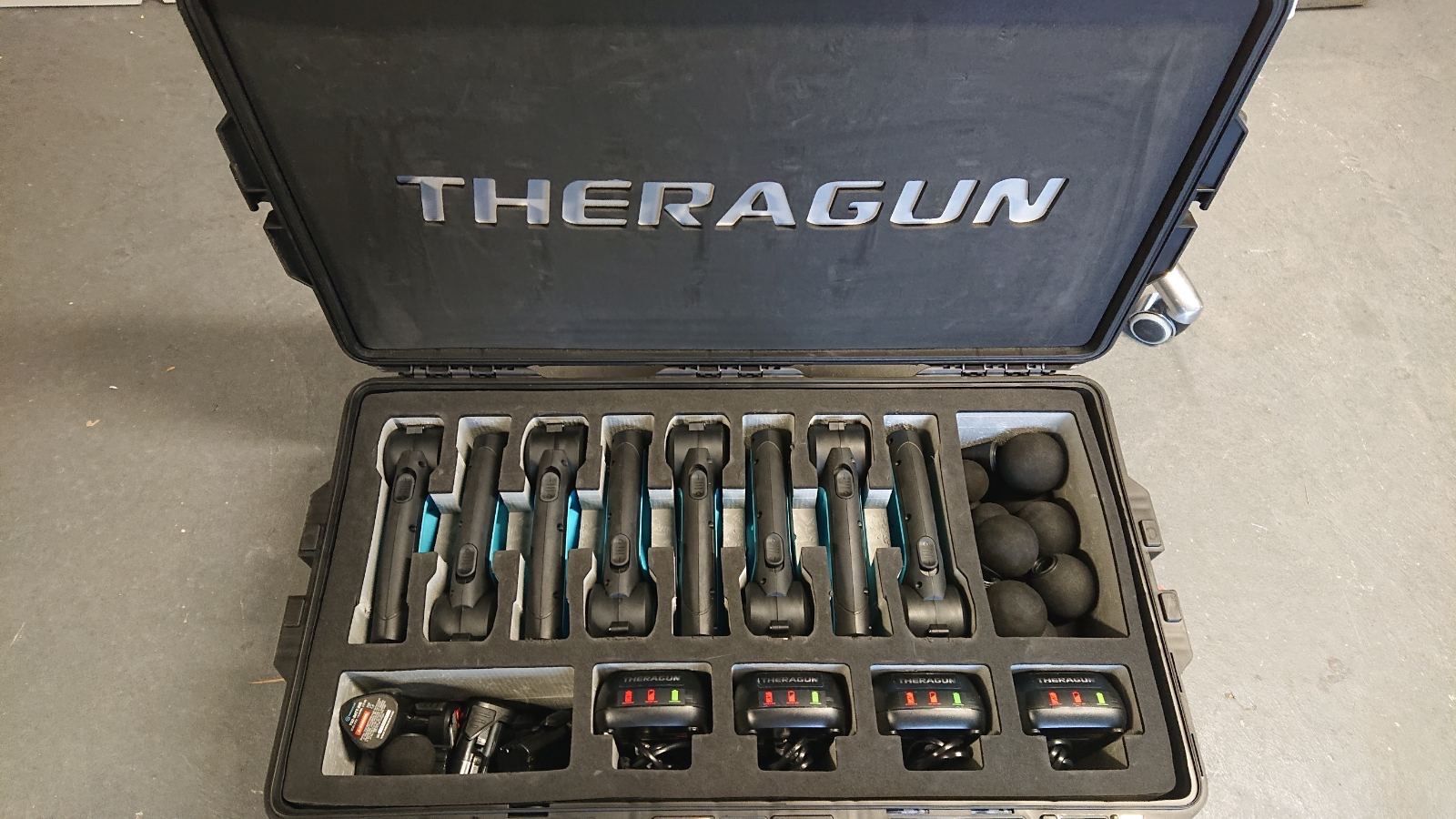 Dispositivi per massaggi: Theragun – Usato da Staad SG venduto da JasKel 8