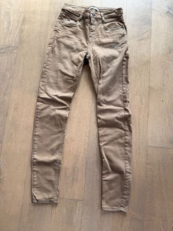 EDC by ESPRIT - Beige Jeans mit Used-Effekten (Gr. 27/32)
