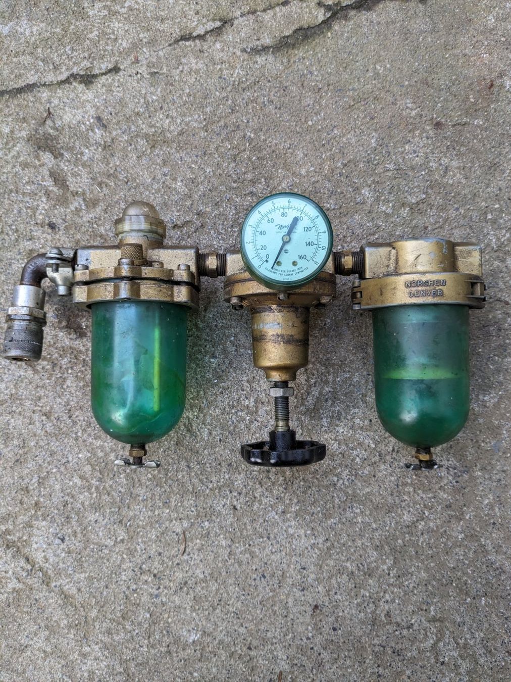 Altro per la casa: Luftarmatur mit Wasserabscheider – Usato da Gunzwil venduto da Niela01