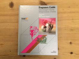Buch: die Welt der Parfums (englisch)