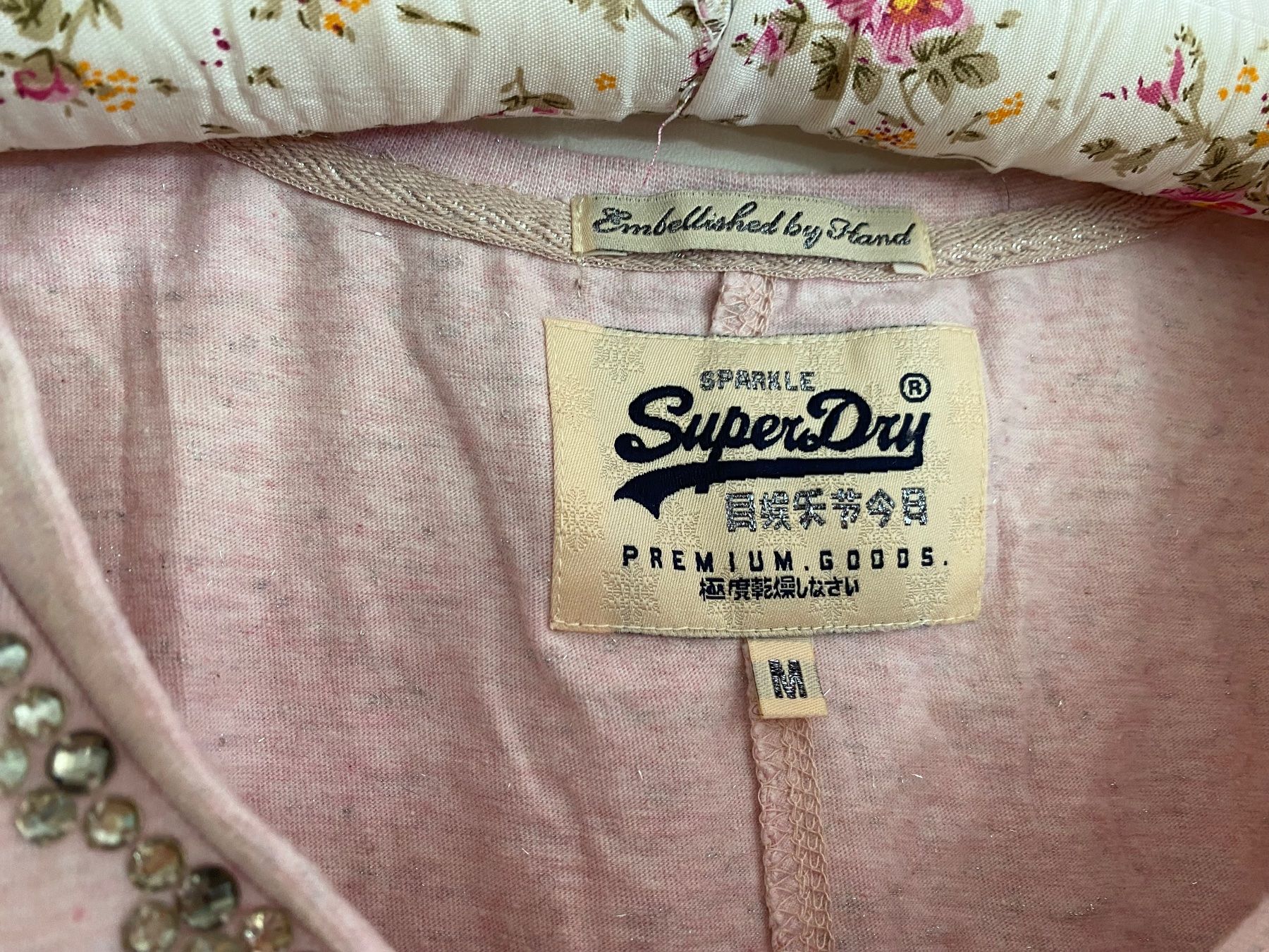 Superdry T-shirt: Superdry Oberteil Gr. M – Usato da Hünenberg venduto da a.u.849 3
