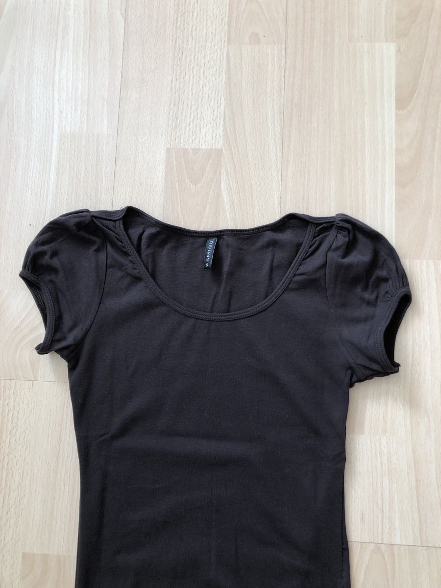 T-shirt: Amisu Shirt Gr.S – Nuovo (secondo la descrizione) da Chur venduto da vicky7 1