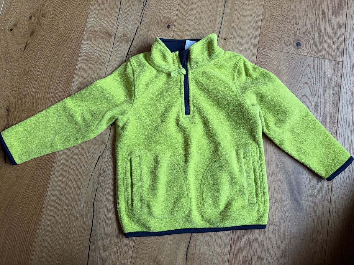 C&A Pullover & Sweatshirts: Fleece Pullover grün Grösse 92 – Gebraucht aus Gähwil von sabu22