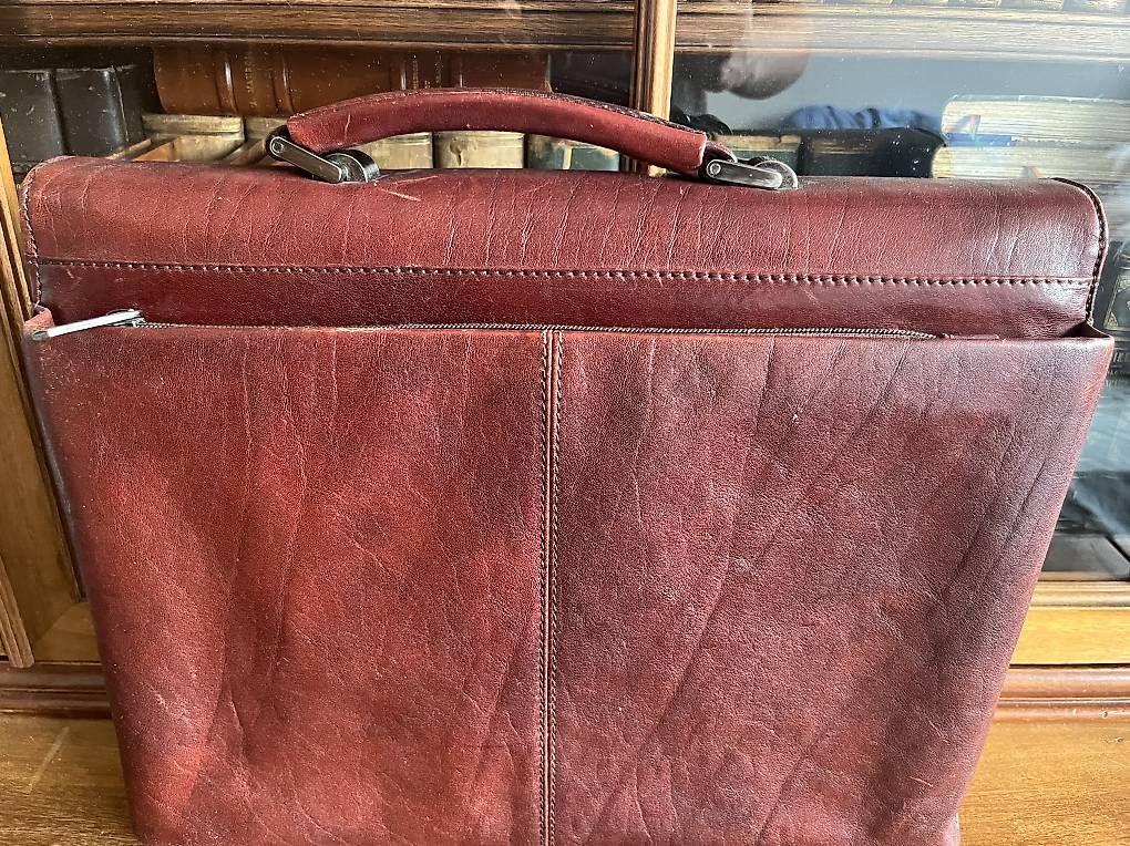 Valigie & Borse: Porte document, sacoche, serviette, en cuir – Usato da Genève venduto da mad_8yyp 1