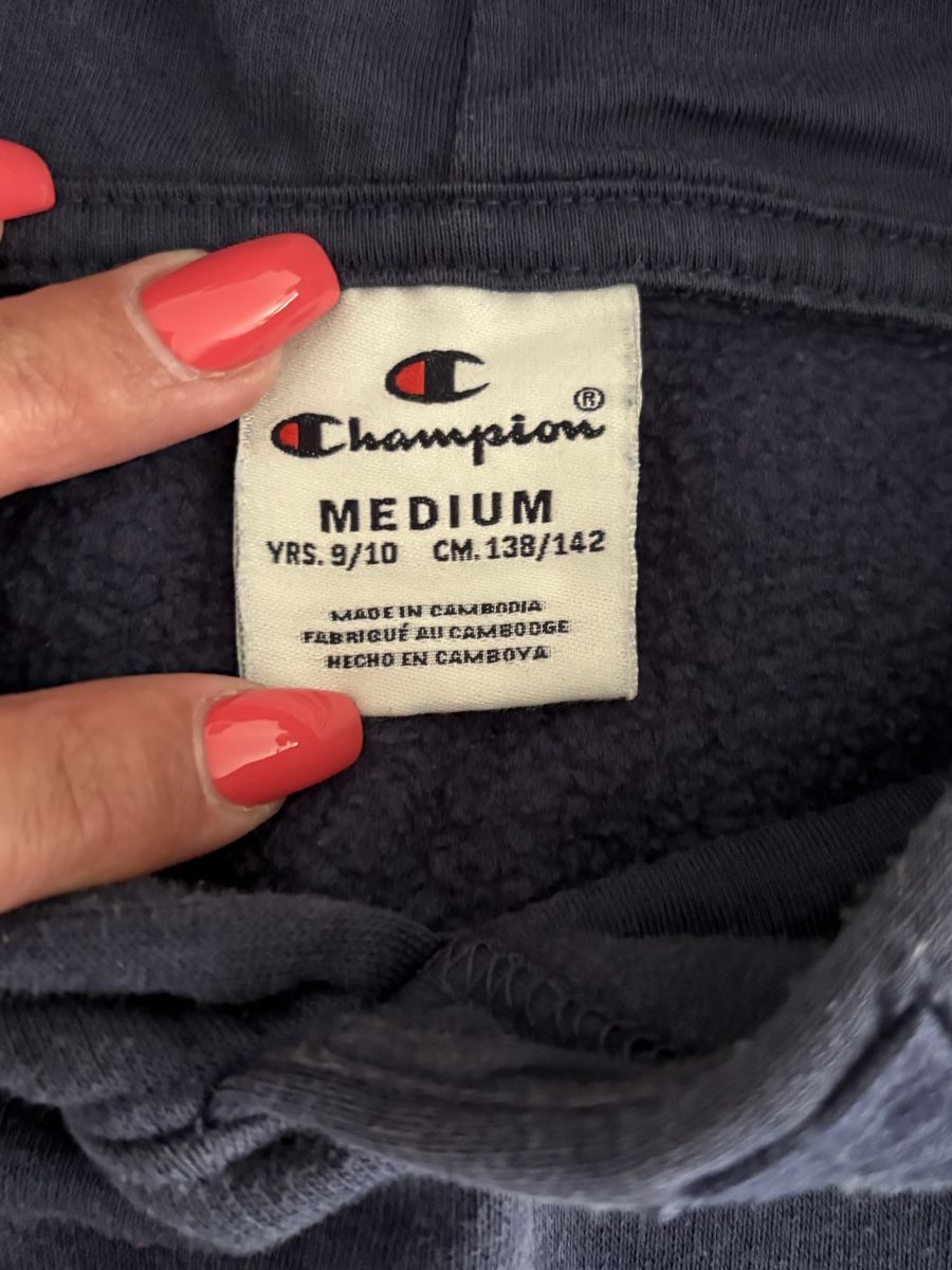 Maglioni & Felpe: Pulli Gr. 138-142 (9/10 J.) – Usato da Winterthur venduto da Baby117 2