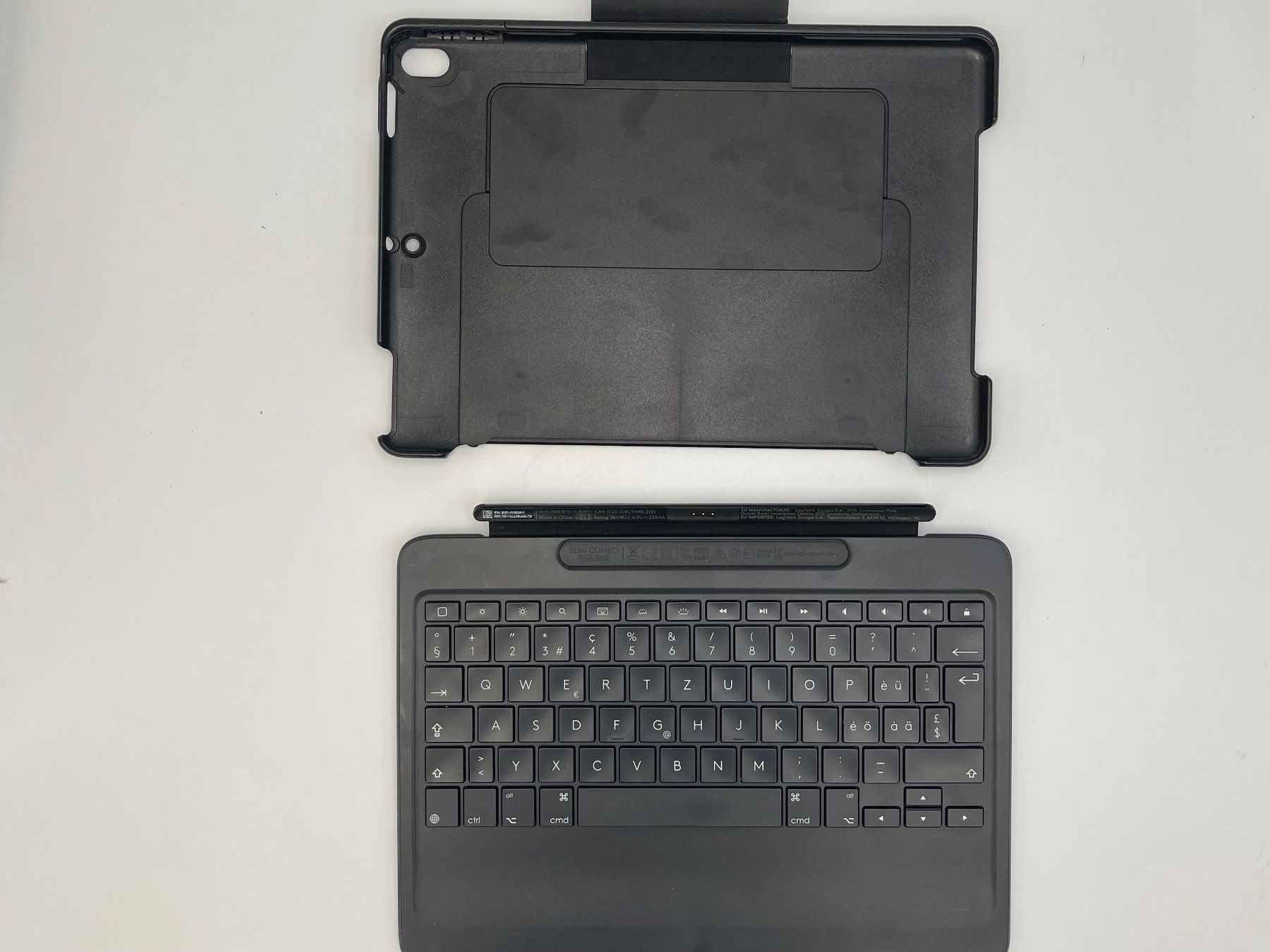 Logitech Claviers: Logitech Combo Touch Keyboard Case mit Trackpad – D'occasion à Schlieren par 2nd-Life 2