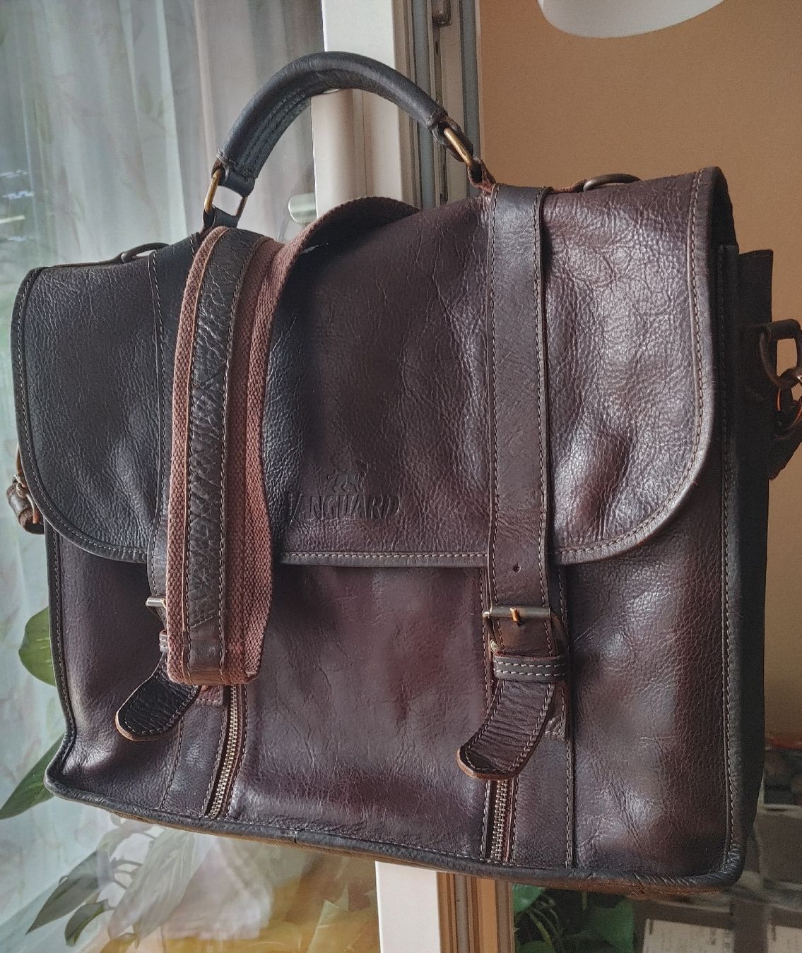 Sacs: Tasche Ledertasche Aktentasche Laptoptasche "Lion Vanguard" – D'occasion à Grenchen par ser_bsj2 3