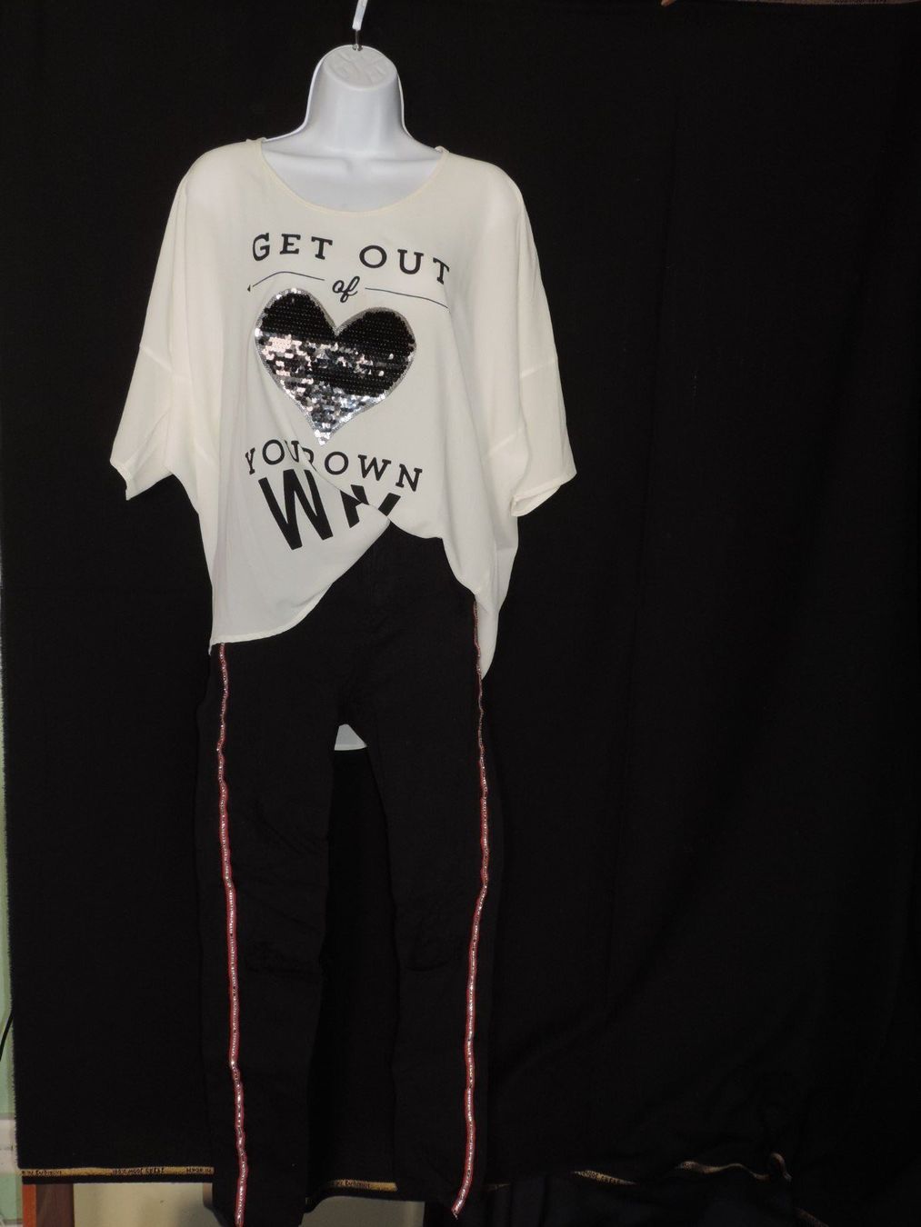 Lotti di vestiti: lot de vêtements – Usato da Genève venduto da Axelle333 3