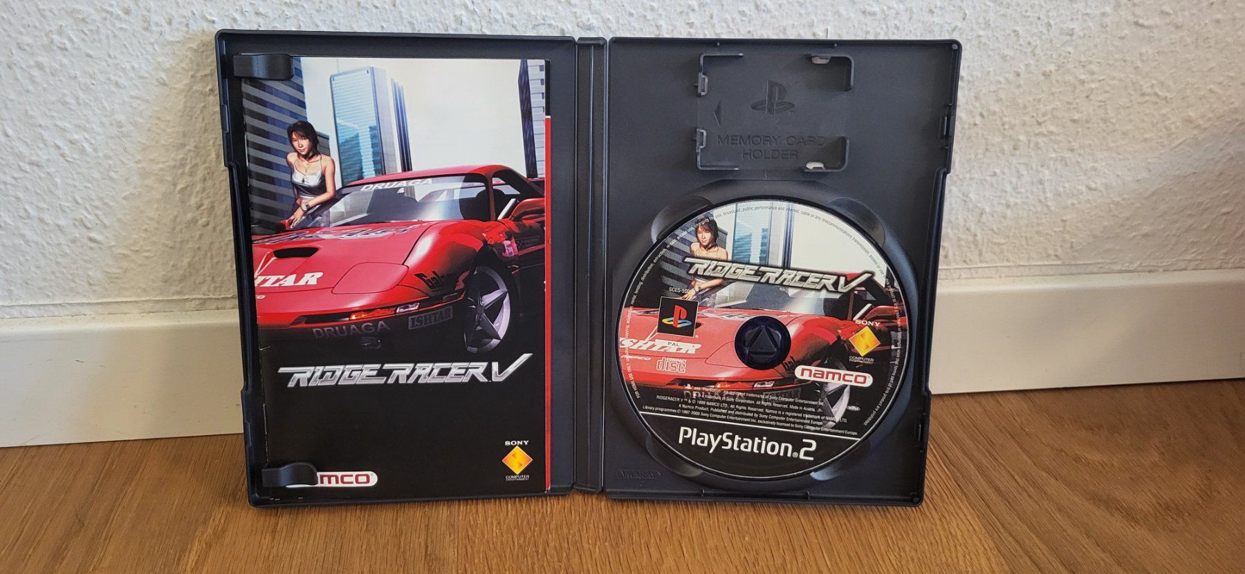 Sony Giochi: PS2 - Ridge Racer V – Usato da Münsingen venduto da DigitaleSpielecke 2