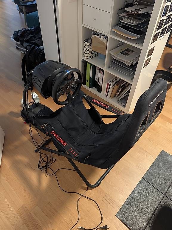 Thrustmaster Controller: Thrustmaster t300rs + playseat challenge – Gebraucht aus Bülach von dd90k3 2