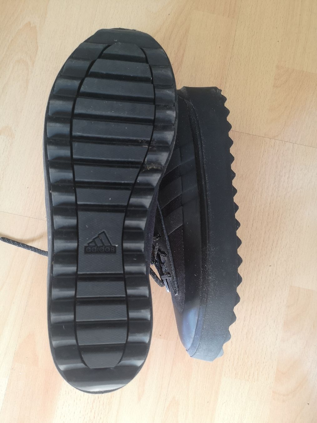 Adidas Scarpe da uomo: Adidas Gore-tex – Usato da Zürich venduto da til_7tyk 2