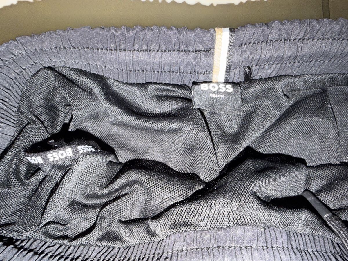Hugo Boss Costumi da bagno: Hugo Boss Badehose schwarz Grösse L – Nuovo (secondo la descrizione) da Zug venduto da pav_q5f7 2