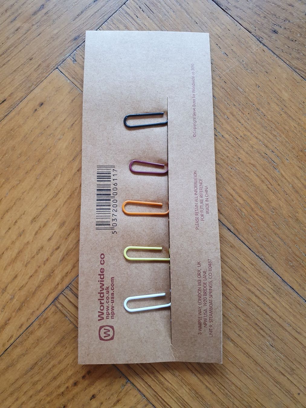 Supporti a parete: 5x Büroklammer "Moustache Clips" – Usato da Bern venduto da soledurner 1