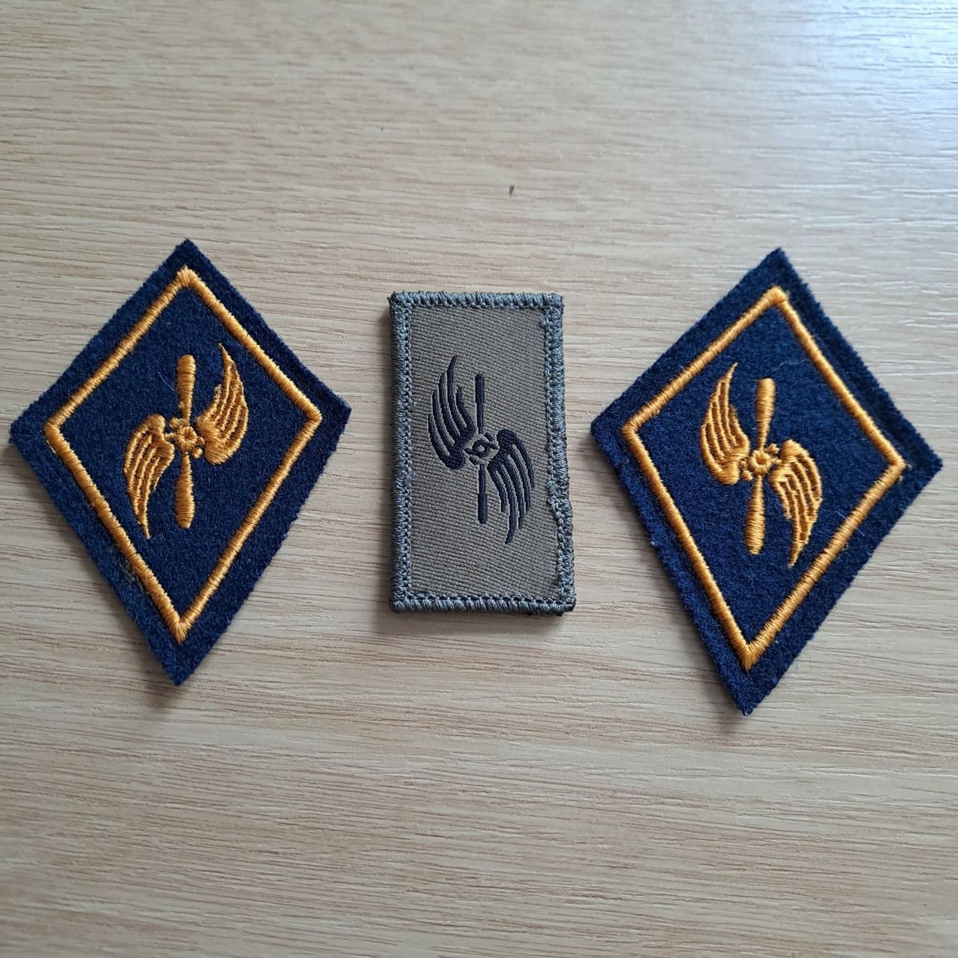 Schweizer Armee Placchette & Badge: Fliegertruppen – Nuovo (secondo la descrizione) da Gipf-Oberfrick venduto da Mig_29