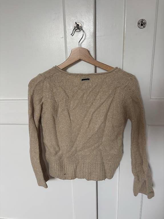 Pulls & Sweat-shirts: Beiger Pullover von Nümph,  Grösse XS – D'occasion à Bern par saeruhb 1