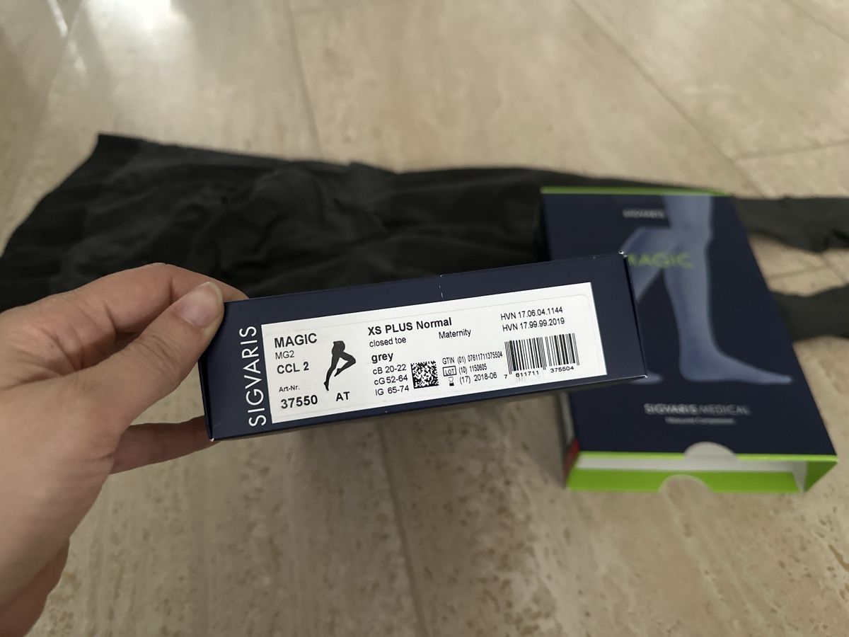 Sigvaris Calze & Collant: Sigvaris MAGIC Maternity Kompressionsstrümpfe XS Plus normal – Usato da Ennetbaden venduto da bargainhunterin 2