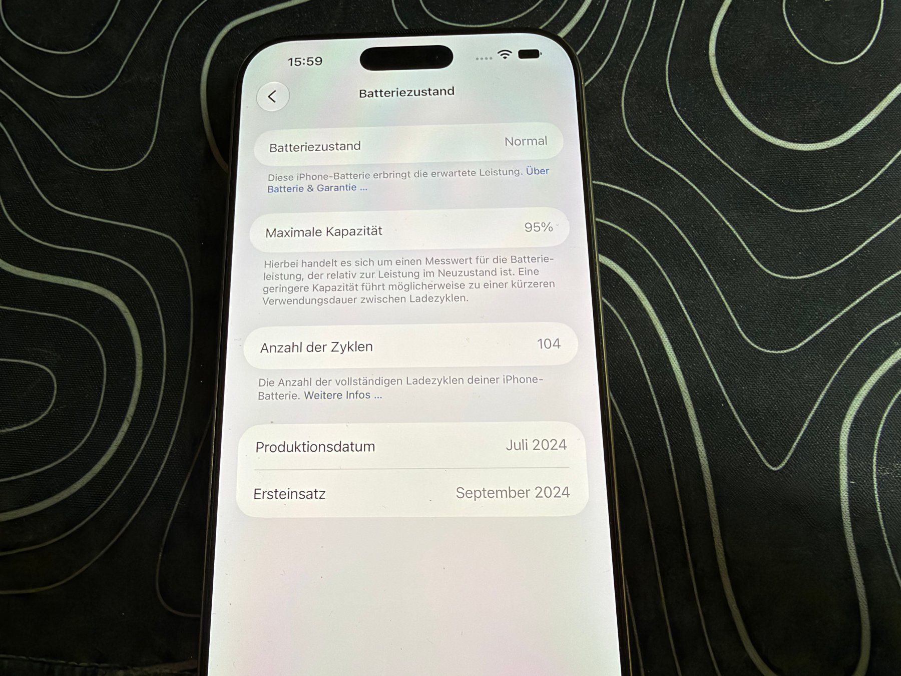 Apple Portables: Iphone 16 Pro Max 256Gb – D'occasion à Au SG par bah_6f5w 5