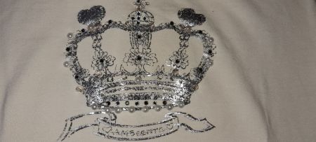T-shirt mit perlen