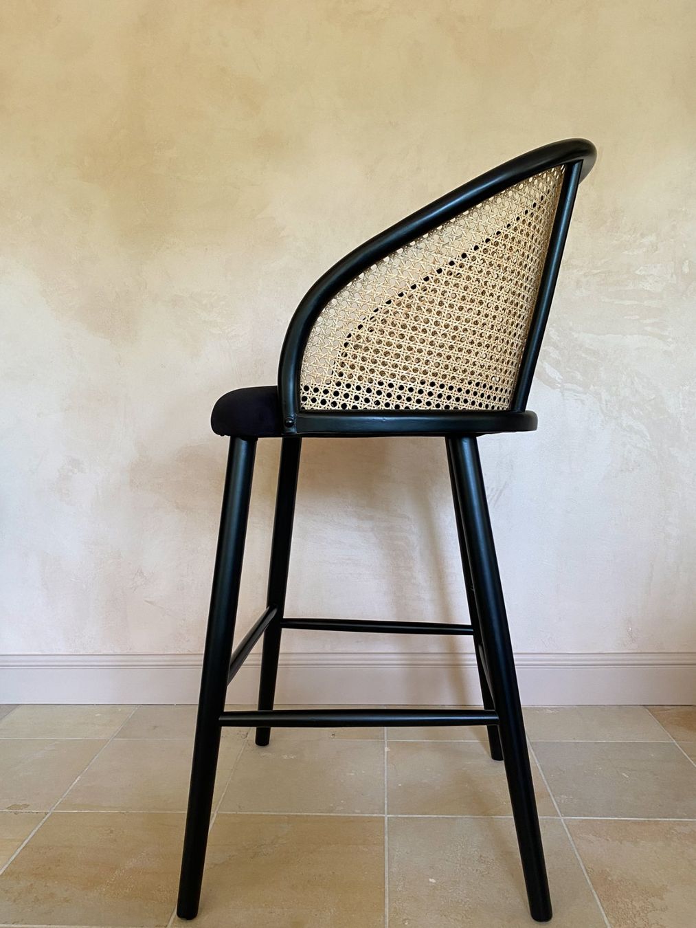 Maisons du monde Sgabelli: Edles Barhocker 2-er Set mit Samtsitz und Rattangeflecht – Nuovo (secondo la descrizione) da Winterthur venduto da hey_smile 4