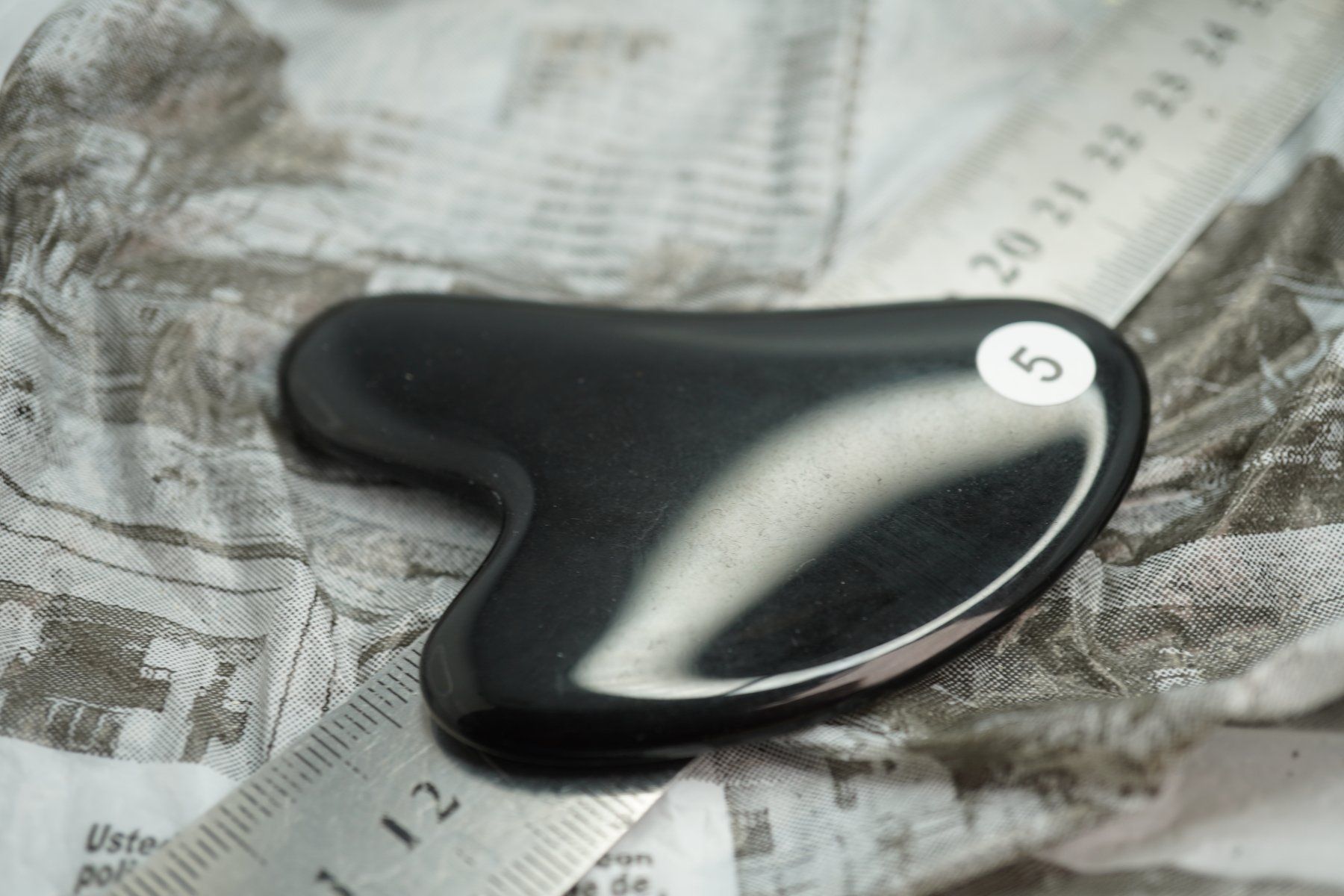 Minerali & Pietre curative: Gua Sha Massage-Stein Obsidian       ab 1.- – Nuovo e nell'imballaggio originale da Eschenbach SG venduto da topstone