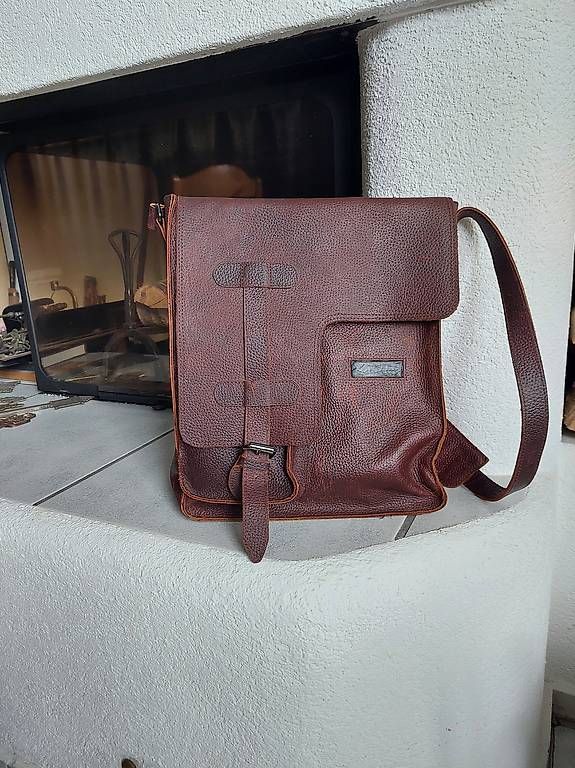 Sacs: Ledertasche – D'occasion à Biel/Bienne par ChZ10