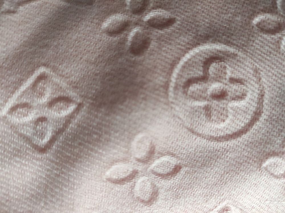 Foulard & Sciarpe: Echarpe long – Nuovo (secondo la descrizione) da Renens VD venduto da cla_7zv5 2