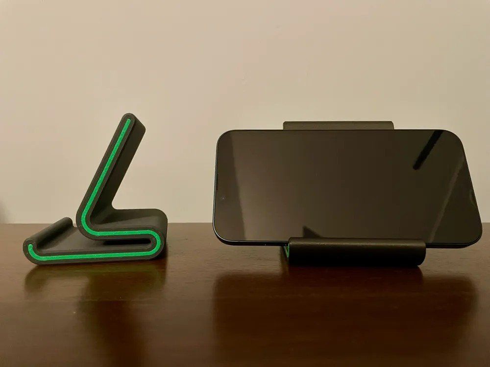 Sonstige Dekorationen & Accessoires: Support téléphone – Neu (gemäss Beschreibung) aus Vouvry von mod_57mh 1