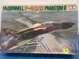 Tamiya McDonnell F-4 C/D Phantom II 1:32, Bau begonnen