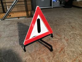 Warndreieck reflektierend Metallfüsse