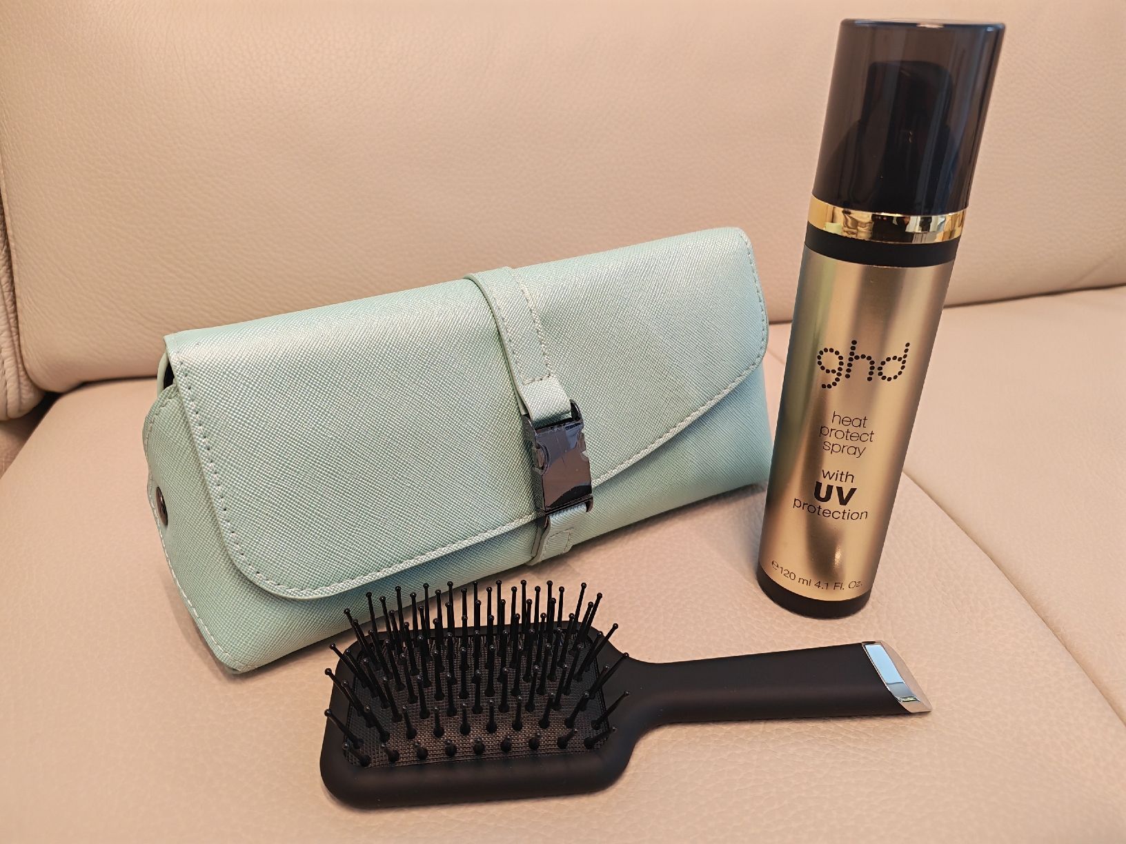 Borse da donna: Neu: ghd Style gift set Upbeat Collection – Nuovo e nell'imballaggio originale da Büsserach venduto da mis_fg52