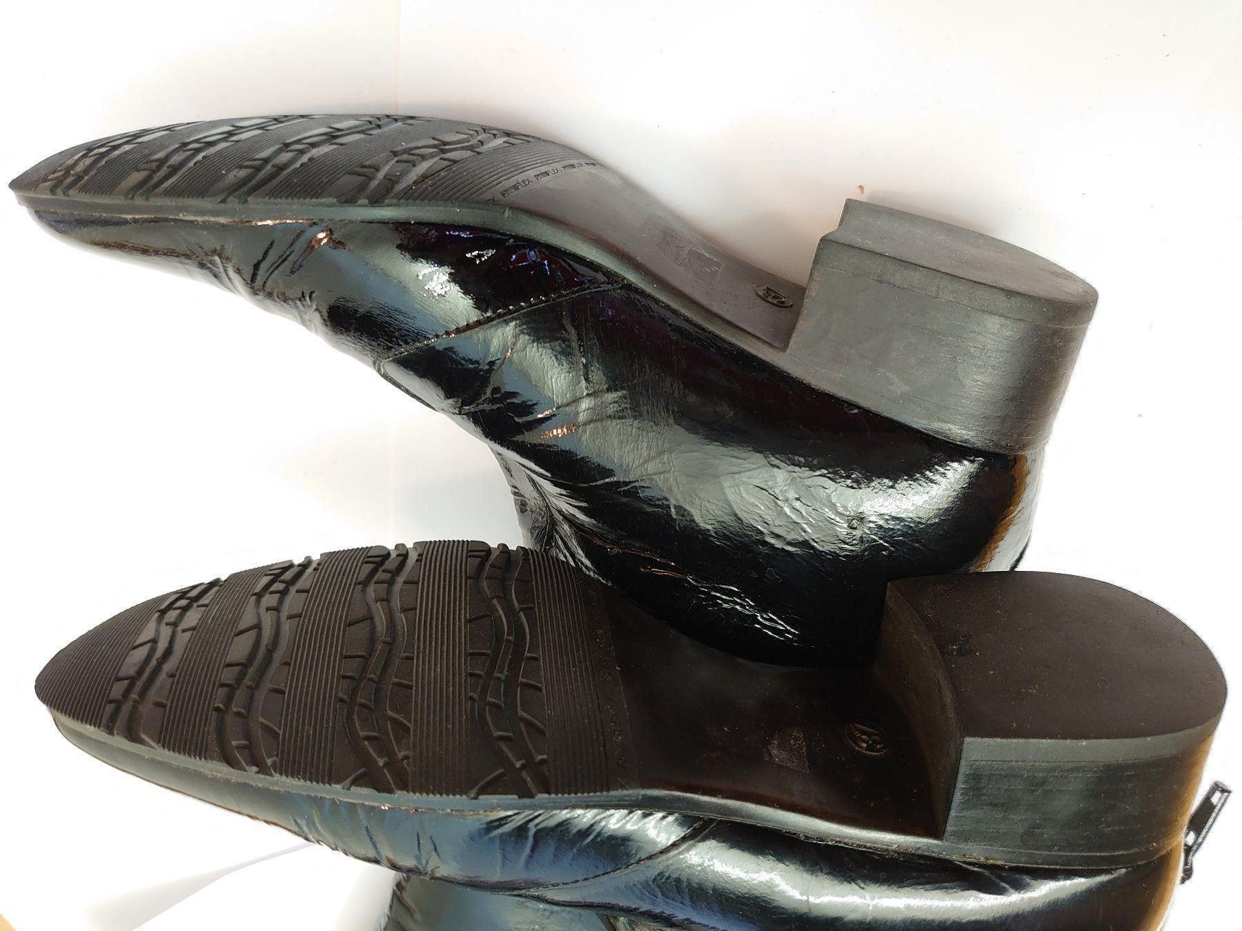Scarpe da donna: Fancy Stiefel, Lack-Leder, Grösse 37 – Nuovo (secondo la descrizione) da Wildegg venduto da Sunburg 4