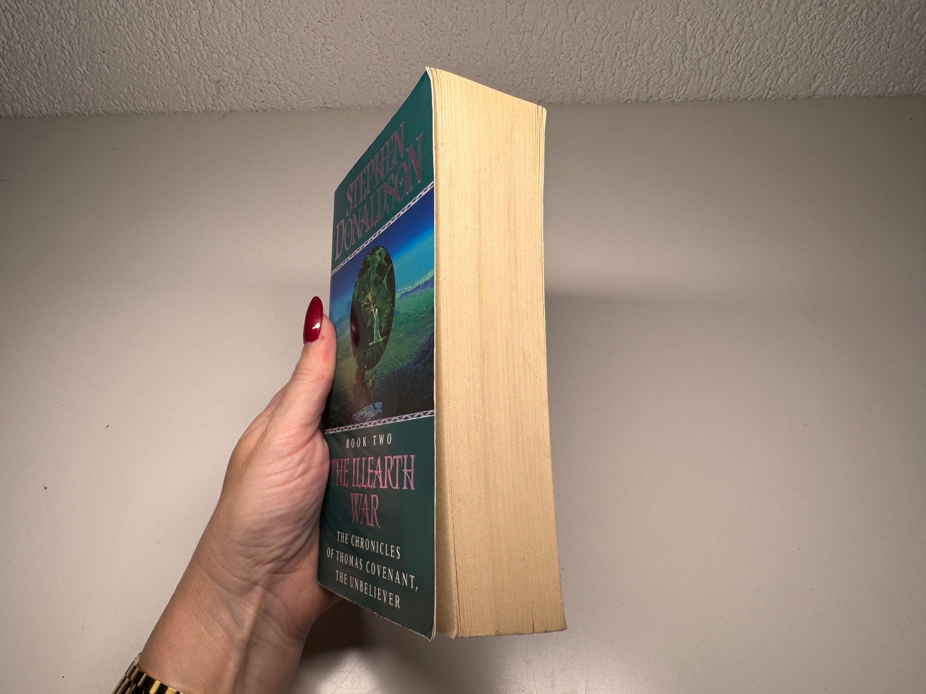Libri: NOVEL: Stephen Donaldson, The Illearth War, Book two – Usato da Grosswangen venduto da English_books 1