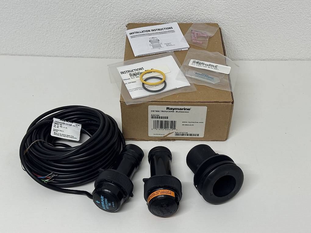 Raymarine Zubehör: RAYMARINE Durchbruchgeber DST800 – Neu und originalverpackt aus Dürnten von allesroger27 1