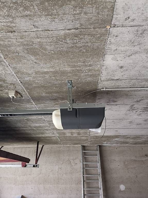 Sonstiges Elektromaterial: Garagentor vollautomatisch – Gebraucht aus Schöftland von S.Steiner01 5