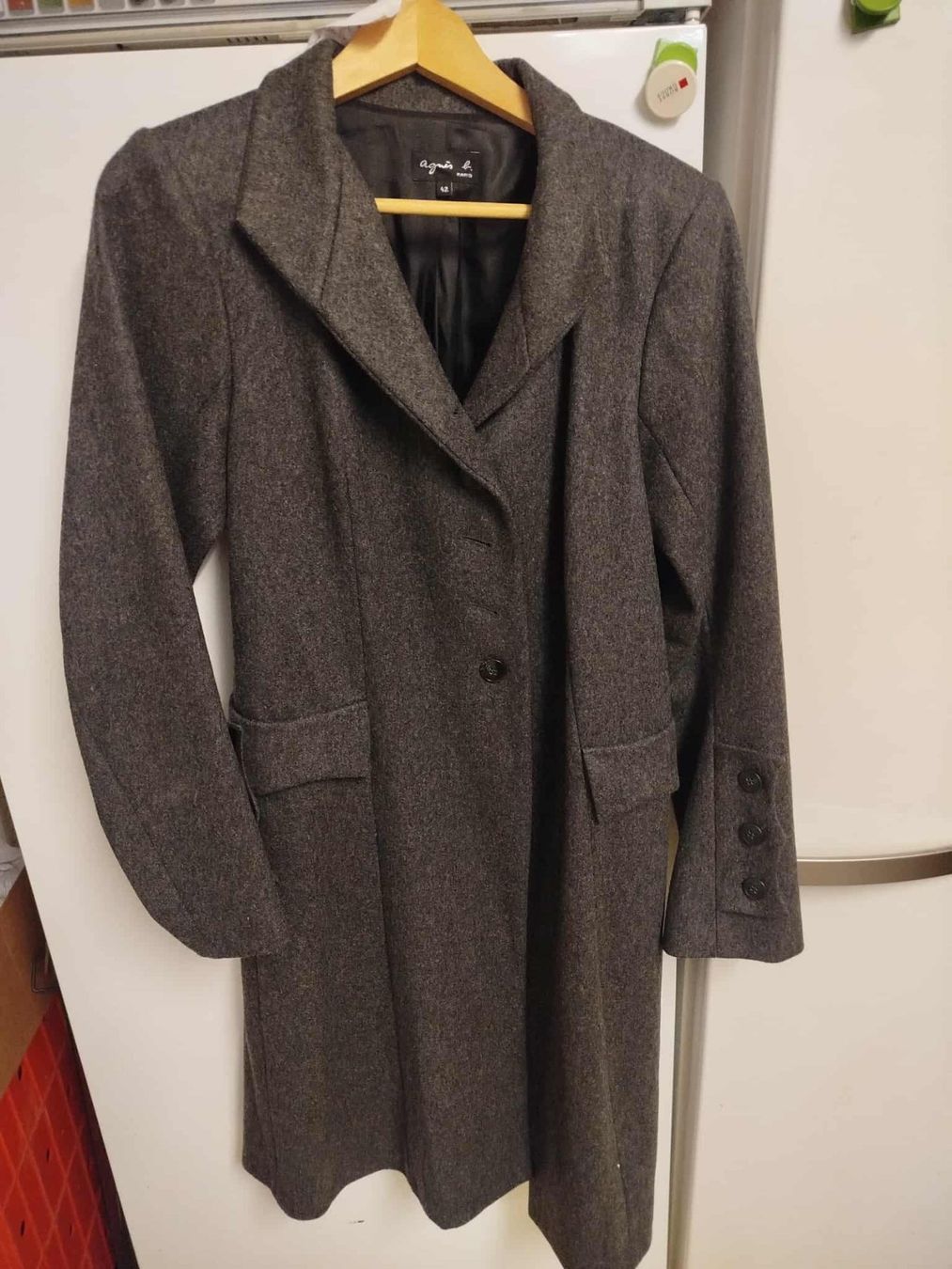 Cappotti: Manteau Agnès B. – Usato da La Chaux-de-Fonds venduto da Emmaus2300CDF