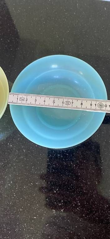 Ciotole: Tupperware 2 Schüsseln ohne Deckel 10.5 cm – Usato da Bern venduto da Roadrunne4 1