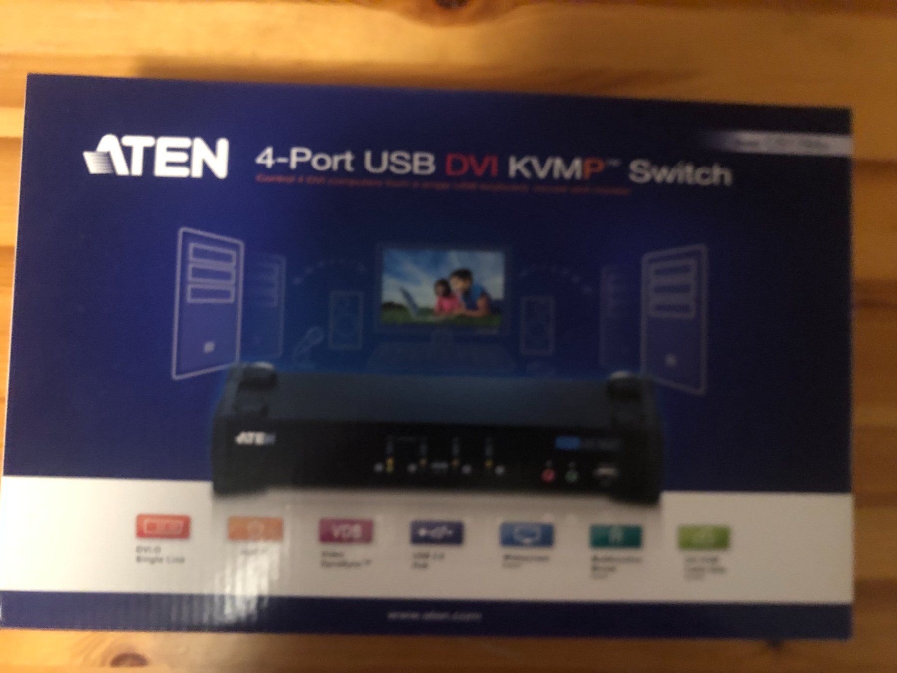 Hubs & Switches: Aten CS1764A, 4 Port KVM Switch, 2x USB, DVI – Neu (gemäss Beschreibung) aus Bern von Fireblades